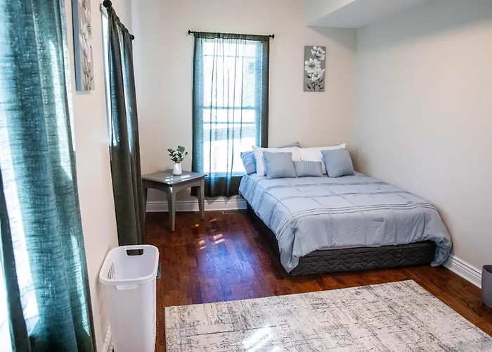 Сasa de vacaciones Casa - 5 Bedroom- Hot Tub Retreat